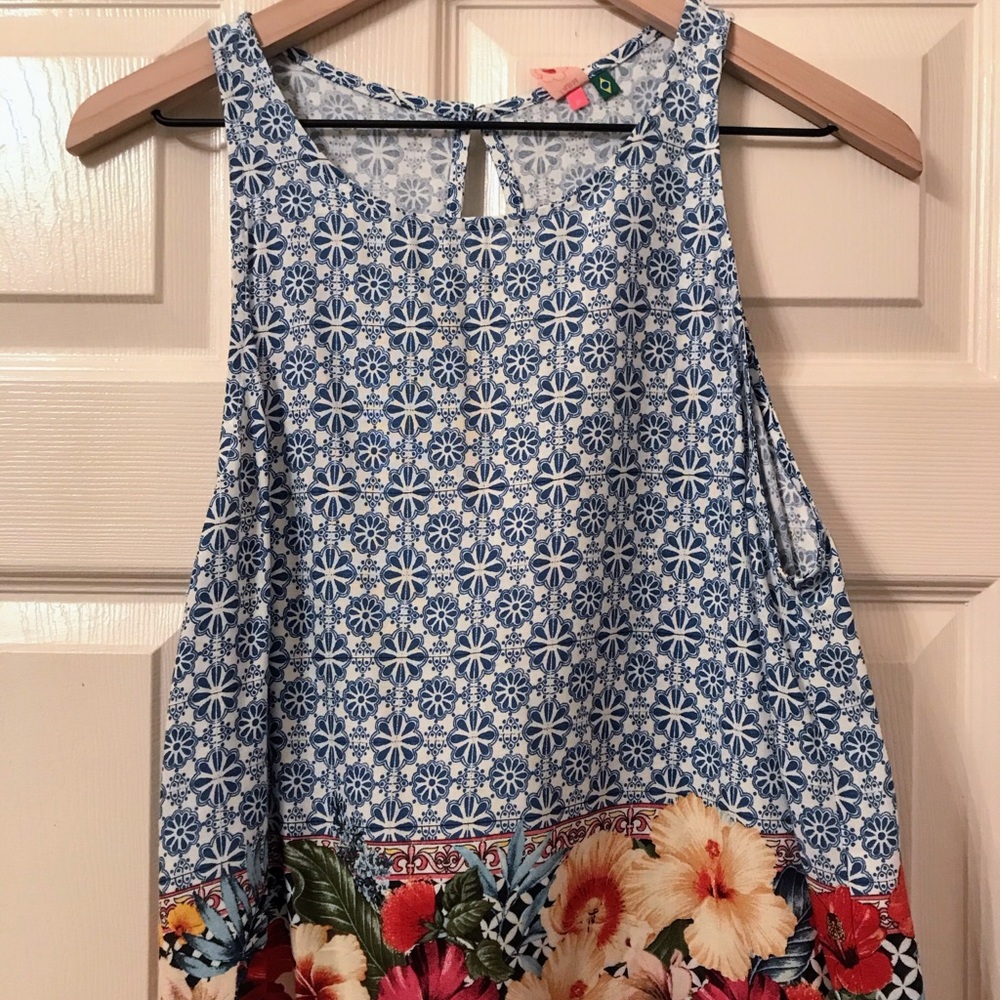 Farm Rio - sleeveless top - small